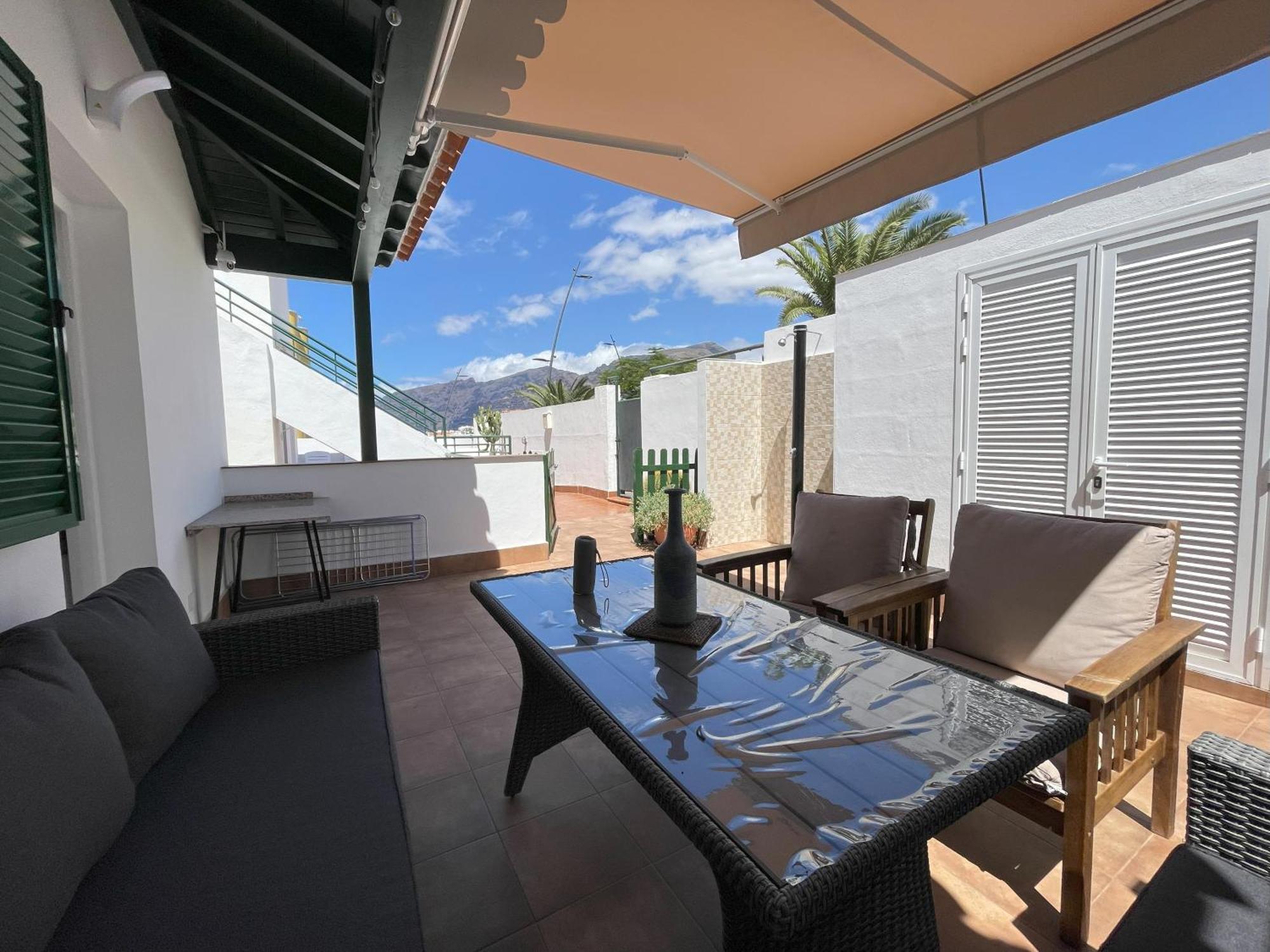 Newly Renovated Apartment With 2 Terrace, 2 Bedroom, 5Min Beach Puerto de Santiago  Kültér fotó