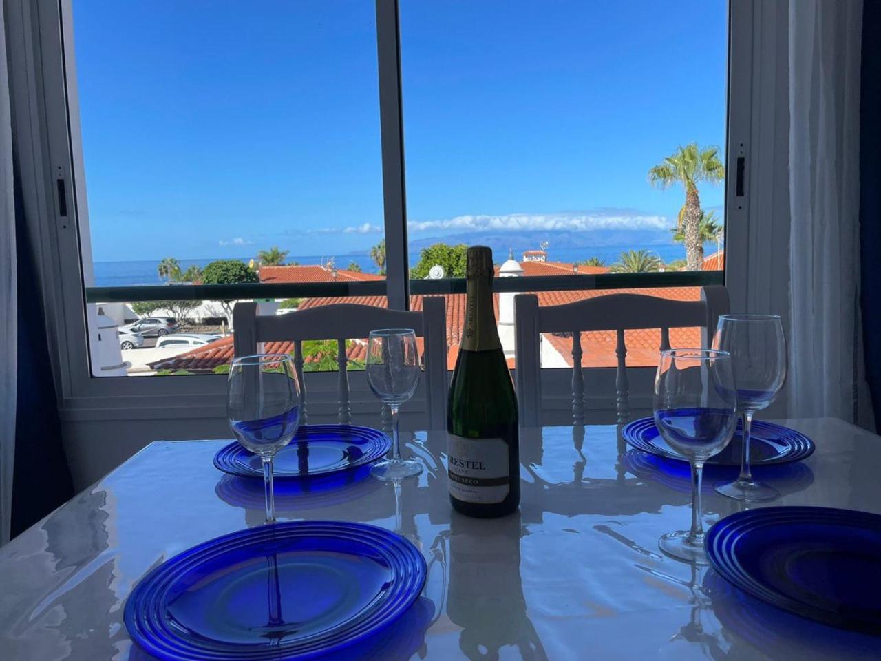 Newly Renovated Apartment With 2 Terrace, 2 Bedroom, 5Min Beach Puerto de Santiago  Kültér fotó